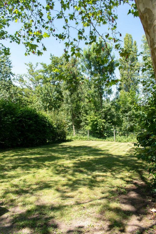 Camping L'Ilot Du Chail Sansais Esterno foto